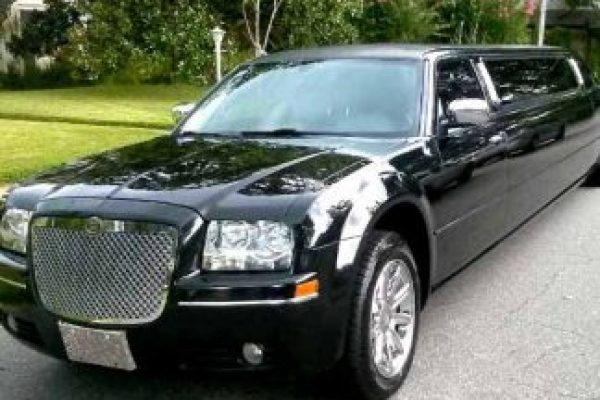 Chrysler 300 Limo Orlando